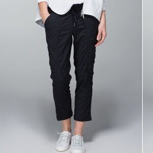 Lululemon Street To Studio Pant Unlined in Black size 4